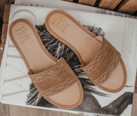 THE AVA WOODSTOCK SLIDE- ALMOND