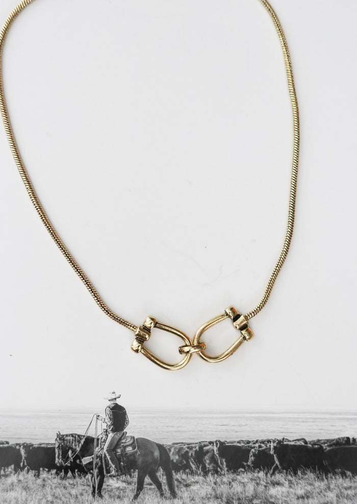 THE LYSA NECKLACE