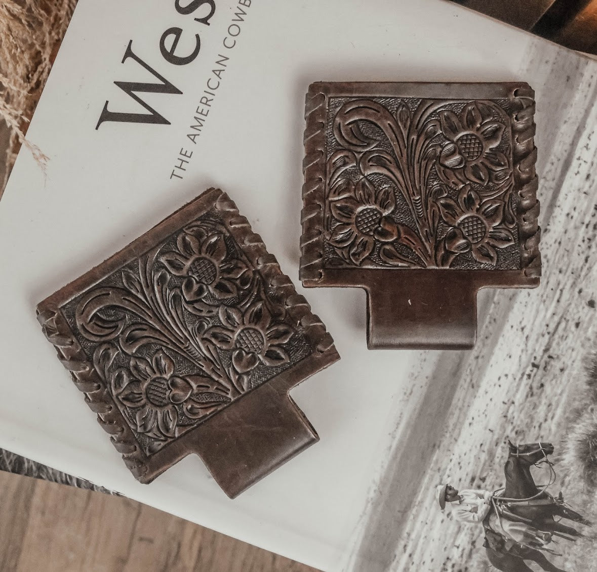 WESTERN TOOLED KOOZIE