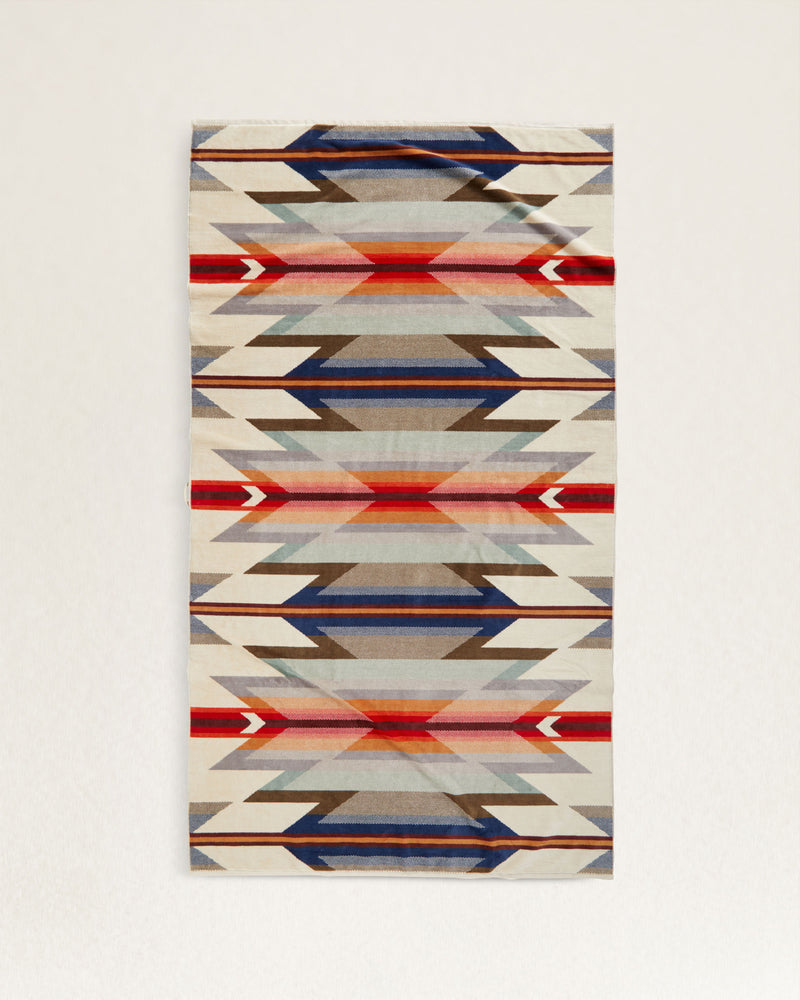 PENDLETON OVERSIZED JACQUARD SPA TOWEL