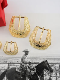 BUCKLE BETTY EARRINGS - GOLD