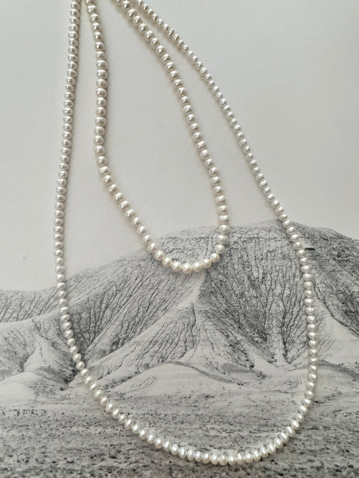 THE RAY PEARL NECKLACE