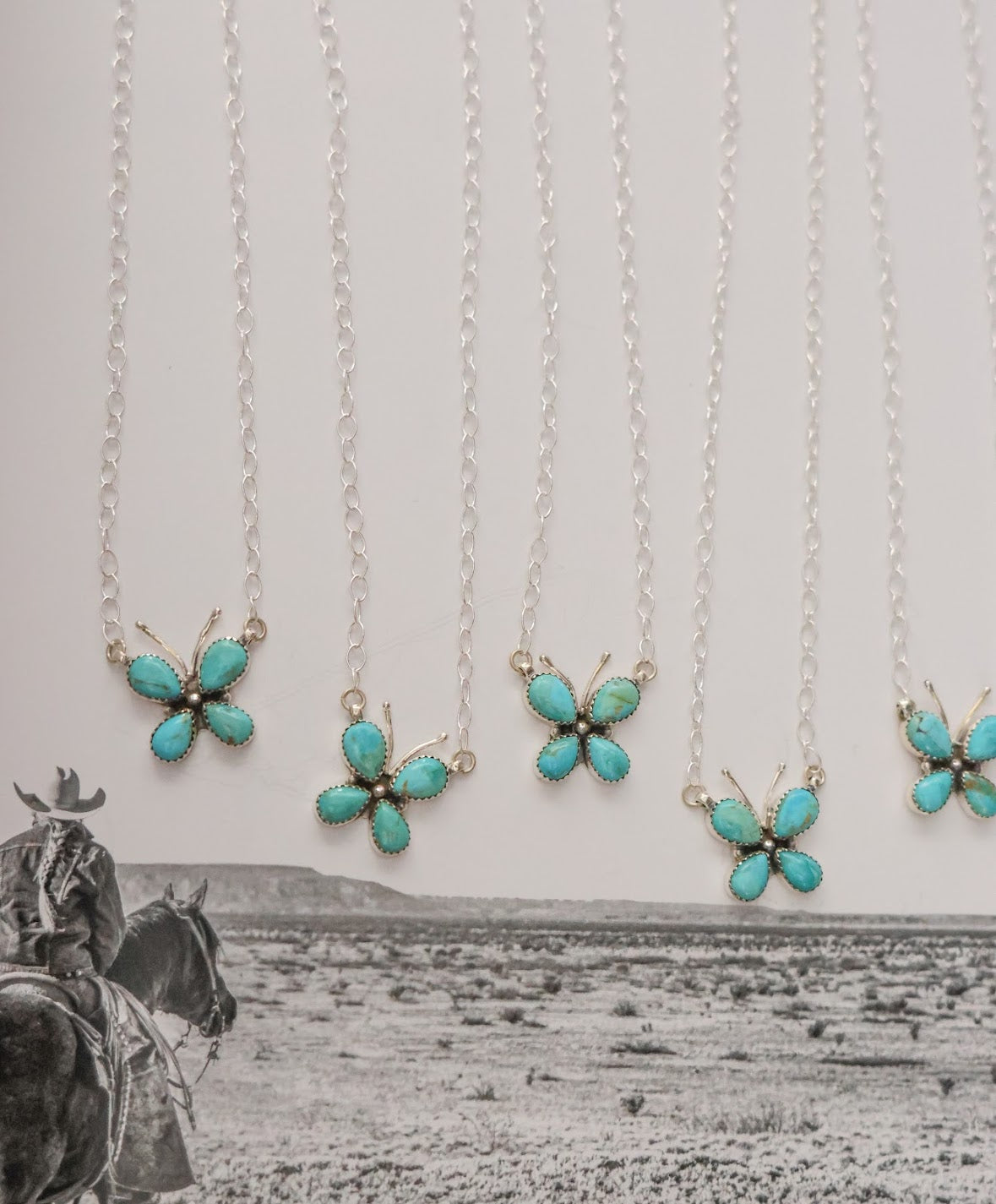 THE BUTTERFLY NECKLACE