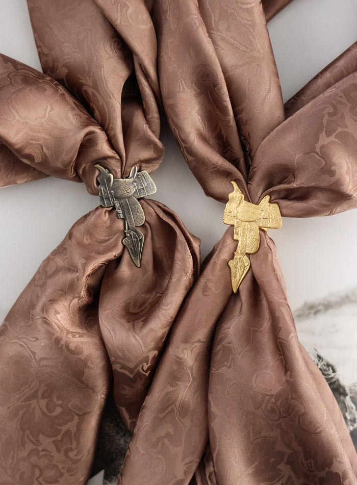 THE TENLEE SCARF SLIDE
