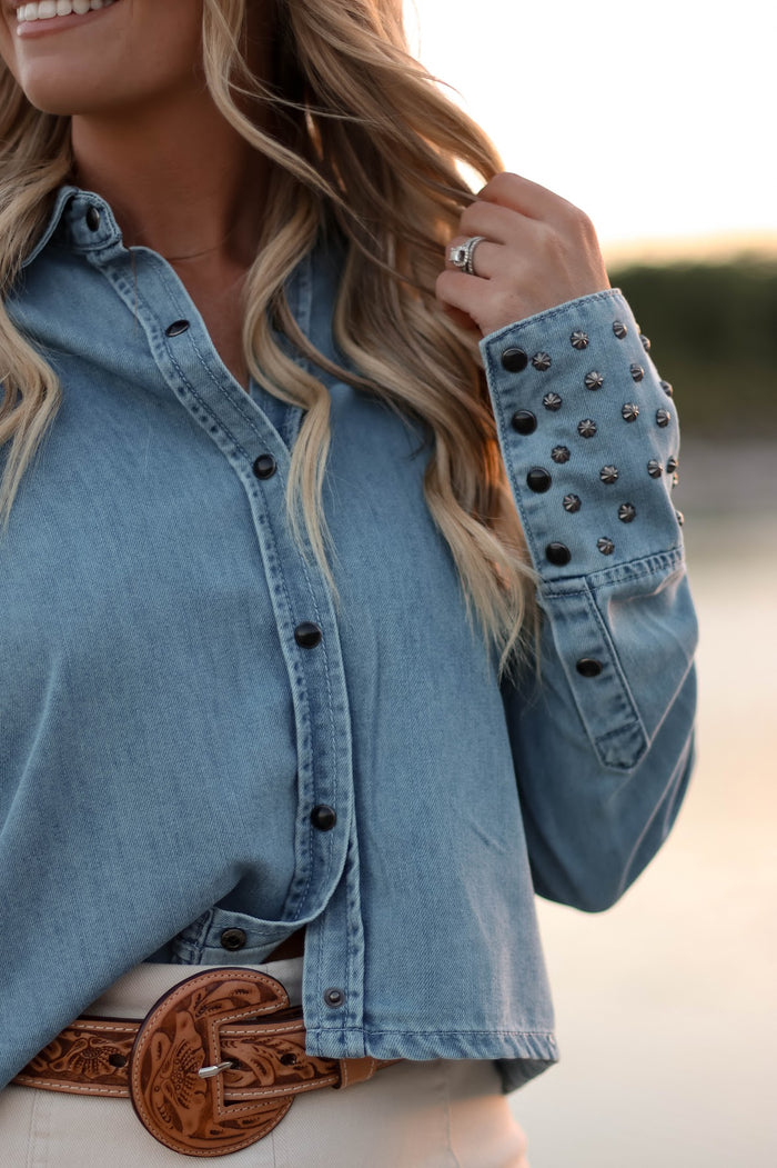 THE DENIM TRAILS TOP