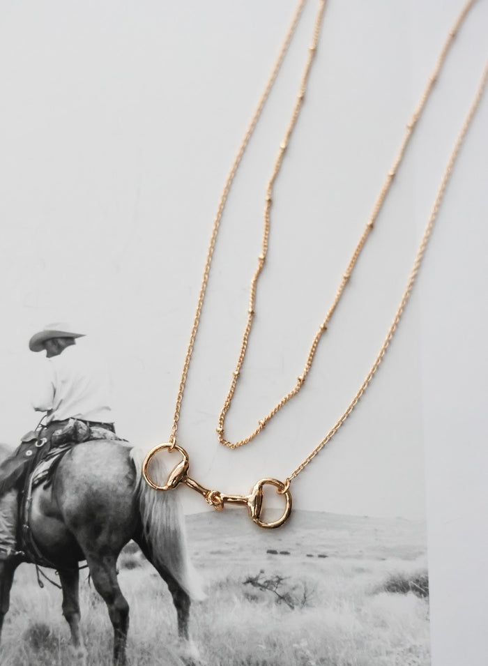 THE WAVERLY NECKLACE