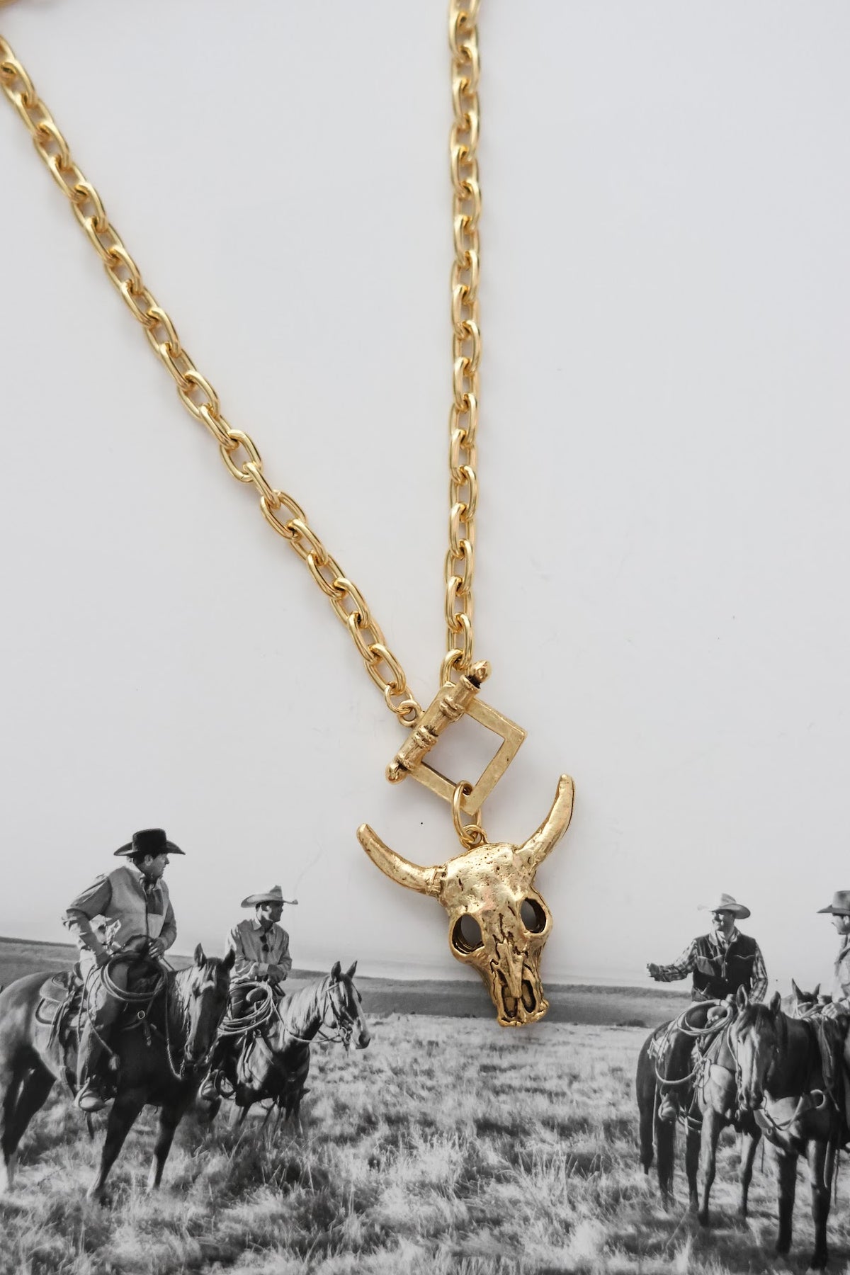 THE KASH NECKLACE