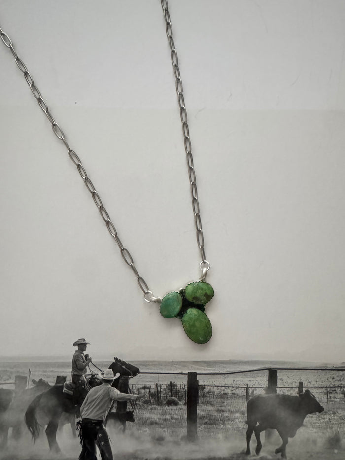 THE LORETTA NECKLACE