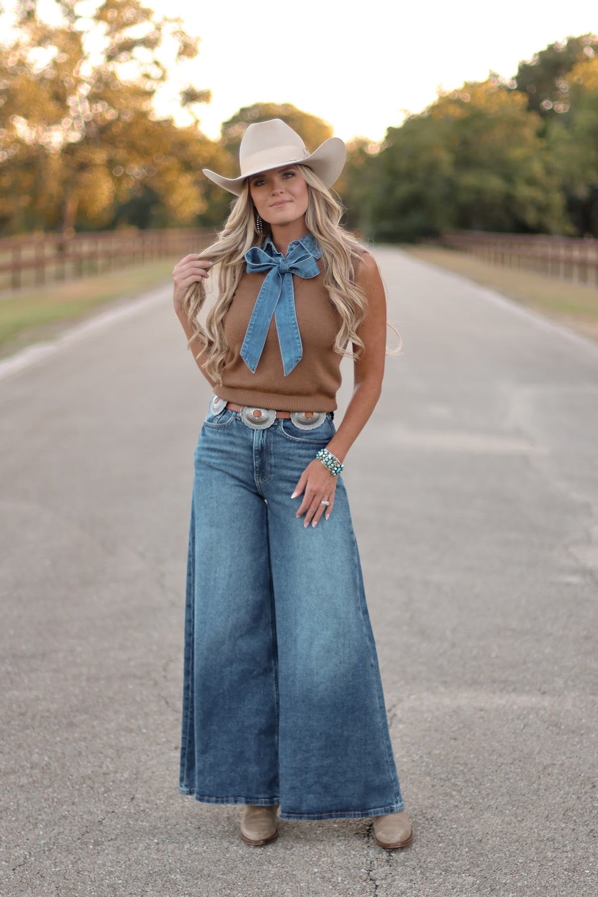ARIAT AURELIA SUPER WIDE LEG JEANS
