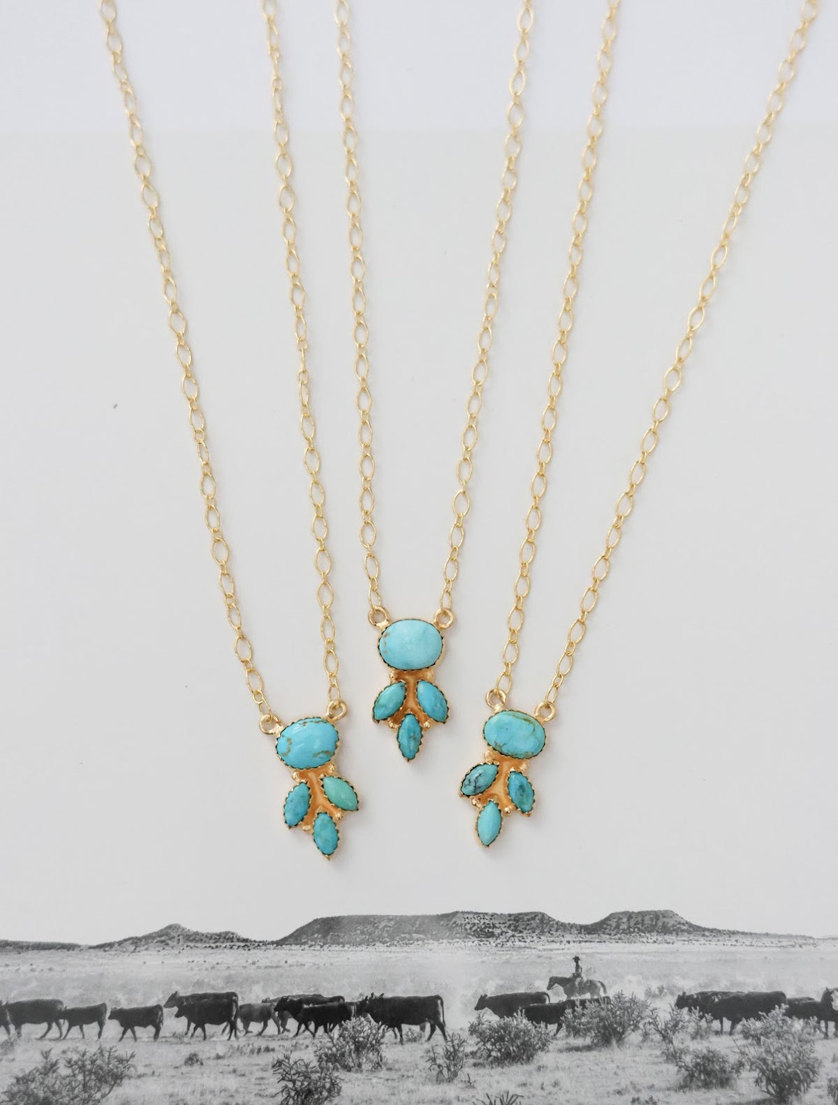 THE JOLIE NECKLACE