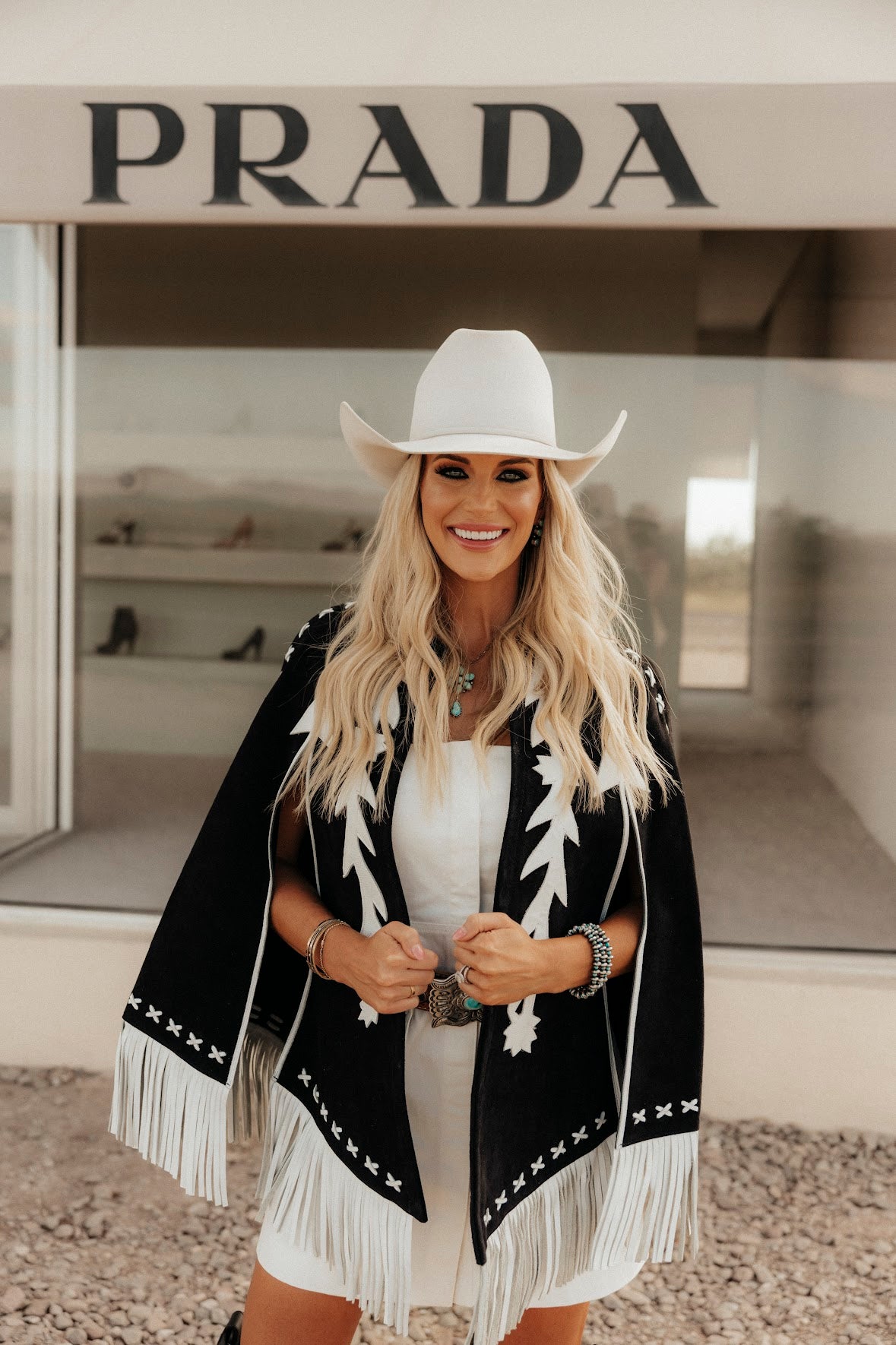 BABE SUEDE CAPE-BLACK & WHITE