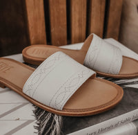 THE AVA WOODSTOCK SLIDE- WHITE