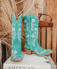 ARIAT ROMANCE J TOE FLORAL BOOT