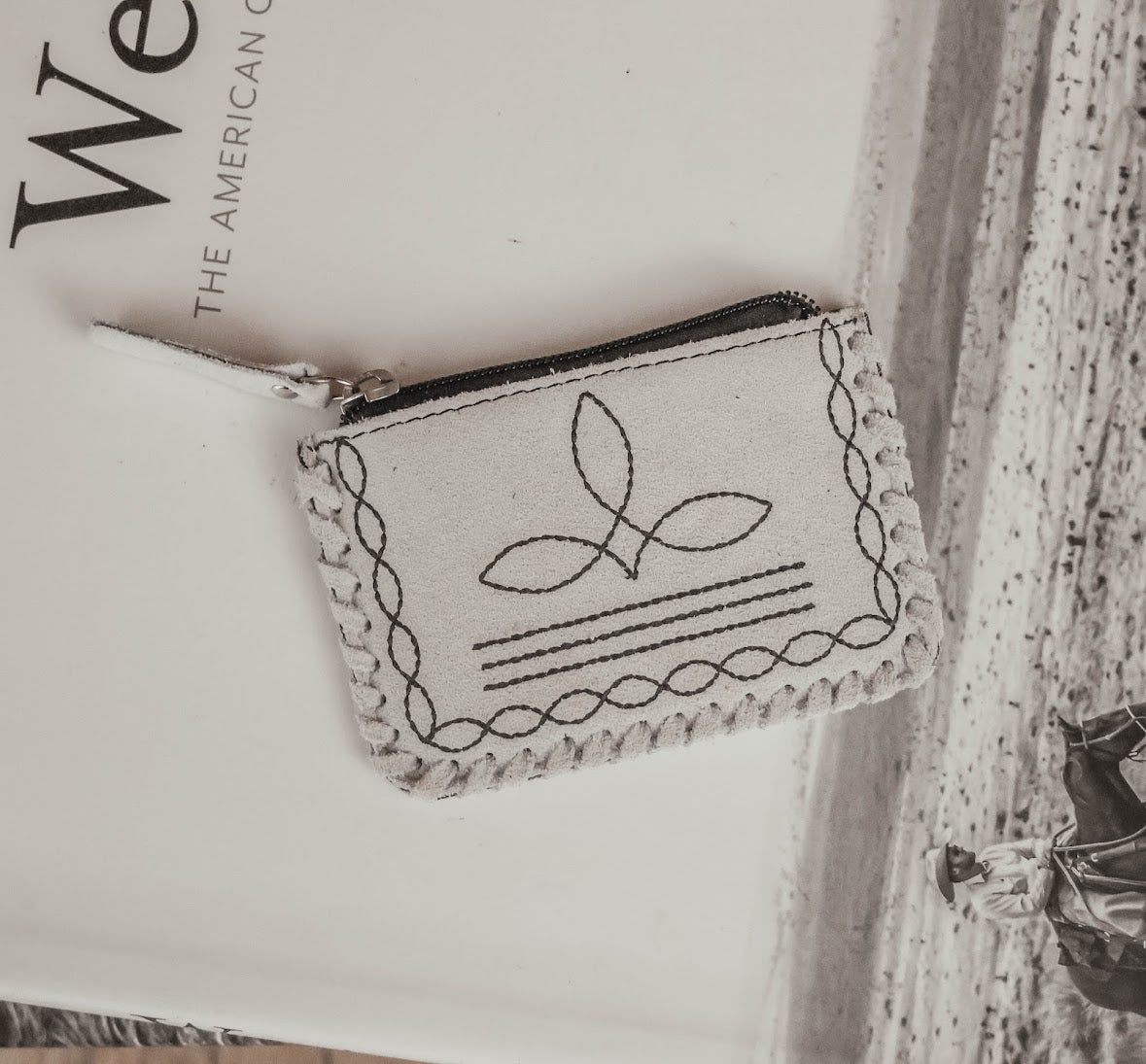 BOOT STITCH COIN POUCH