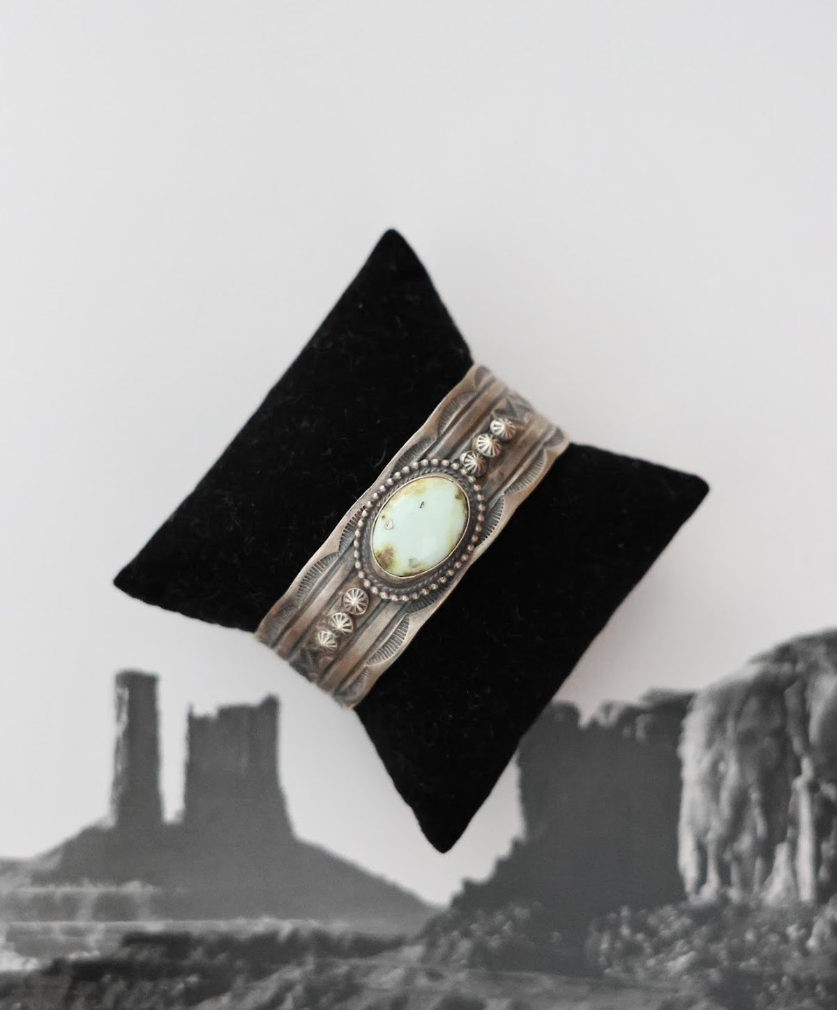 THE WILEY CUFF
