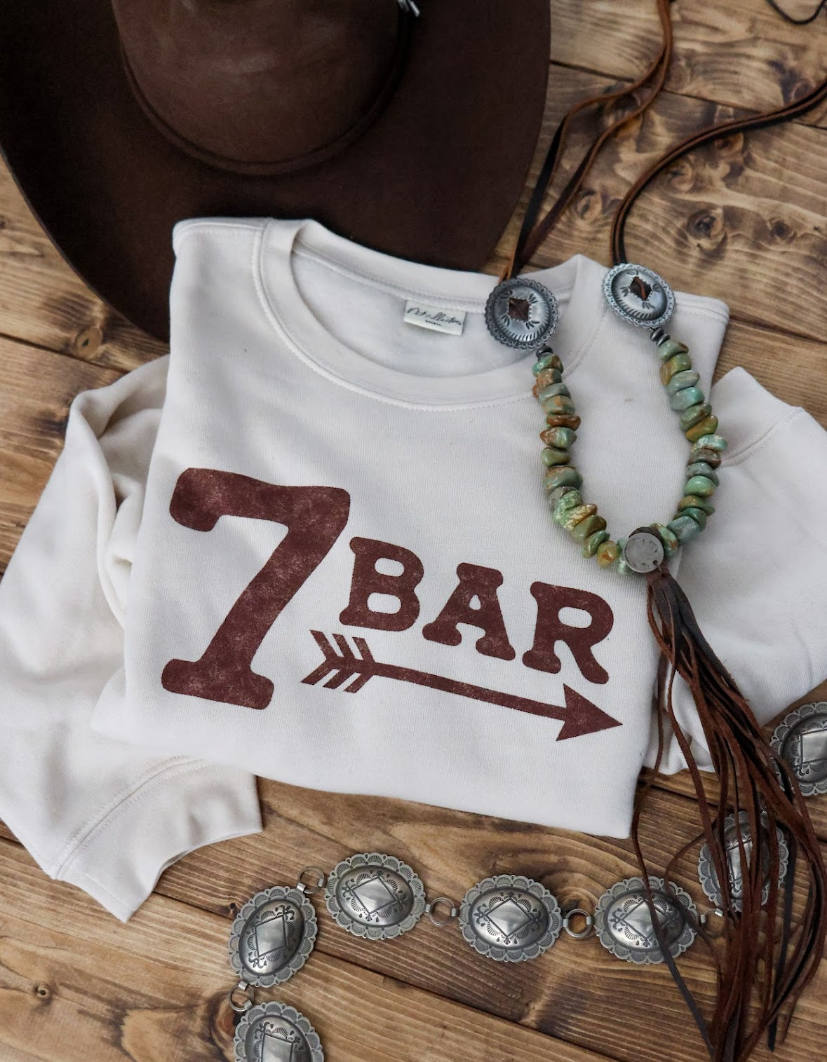 7 BAR BOUTIQUE CROP SWEATSHIRT