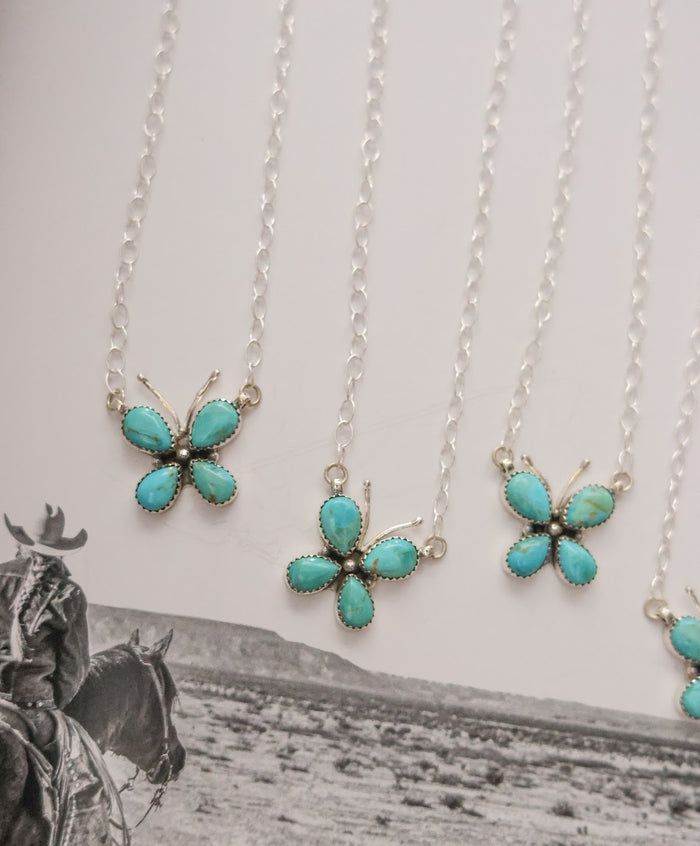 THE BUTTERFLY NECKLACE