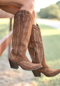 ARIAT CASANOVA BOOT-OILED TAN SUEDE
