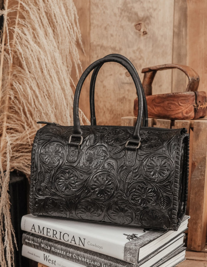 THE HILO WEEKENDER BAG