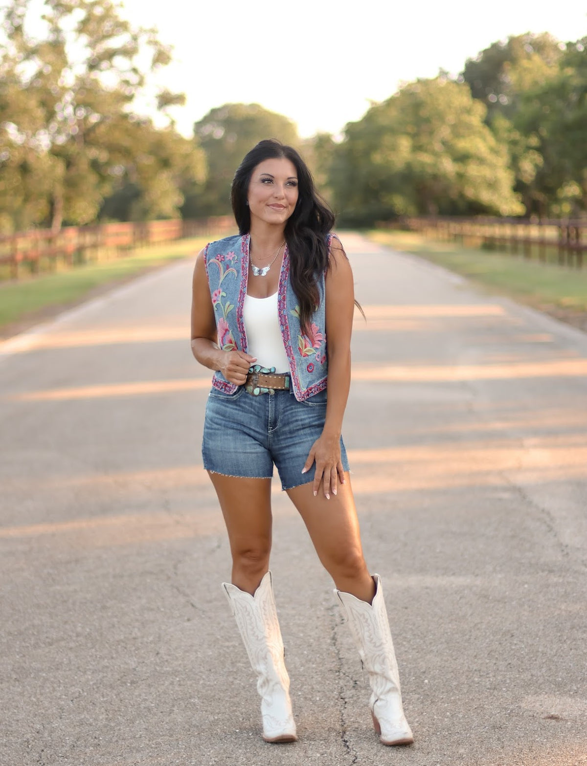 ARIAT JAZMINE DENIM SHORTS