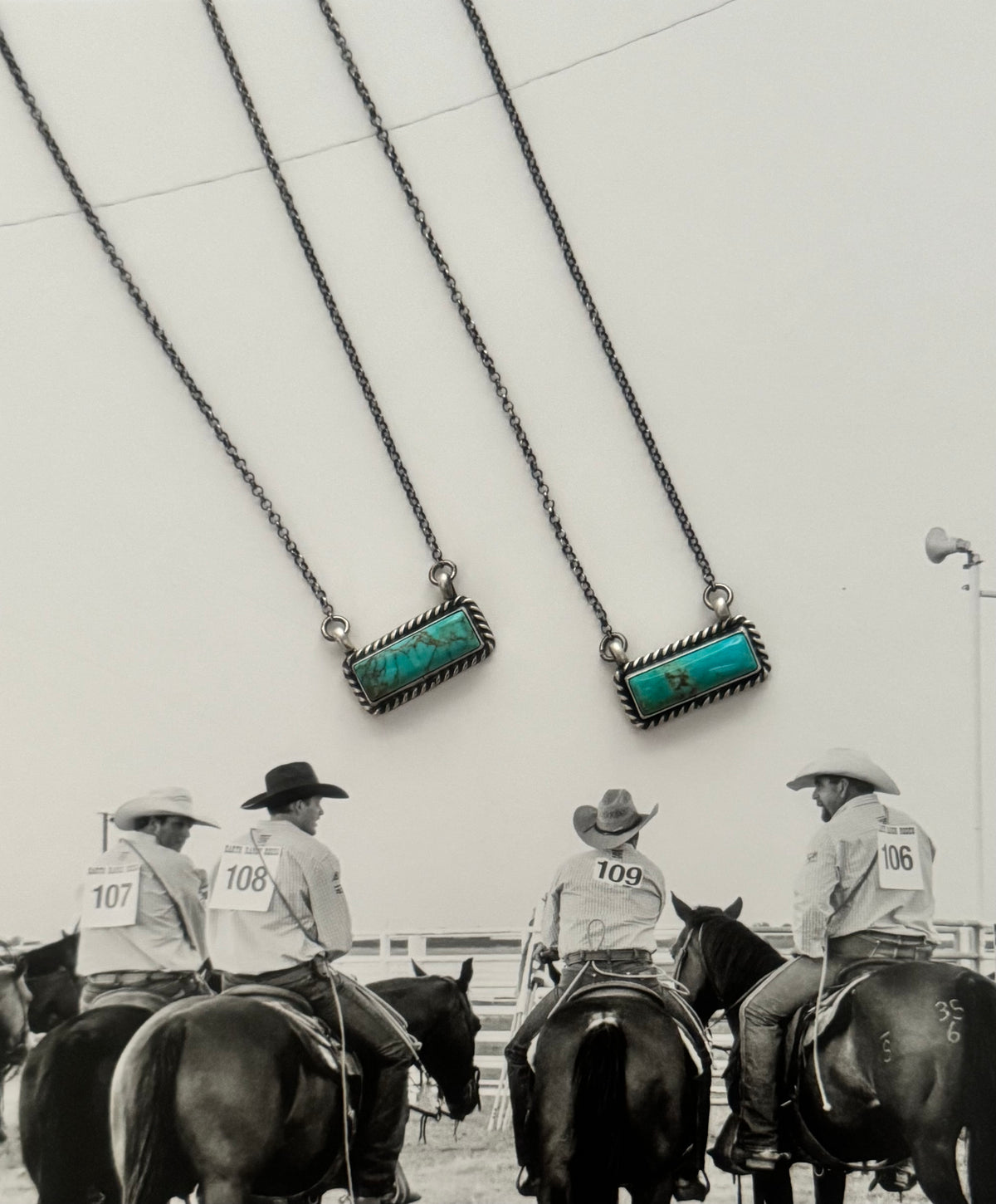 THE LENNY BAR NECKLACE