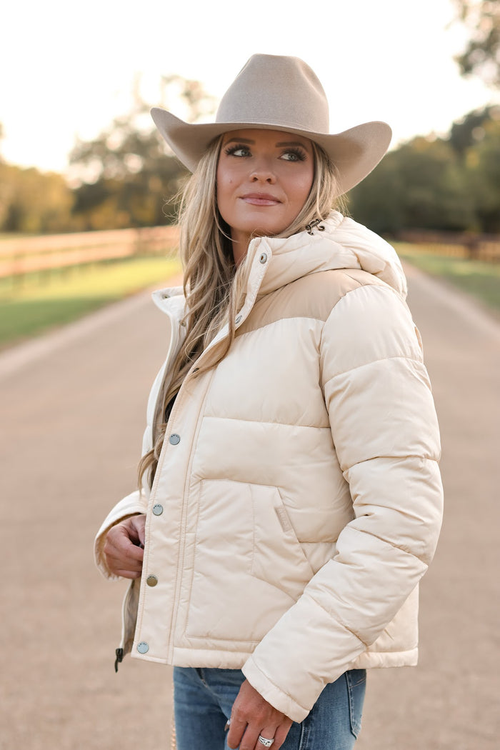 ARIAT FRONTIER PUFFER JACKET