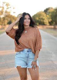 THE KADE TOP