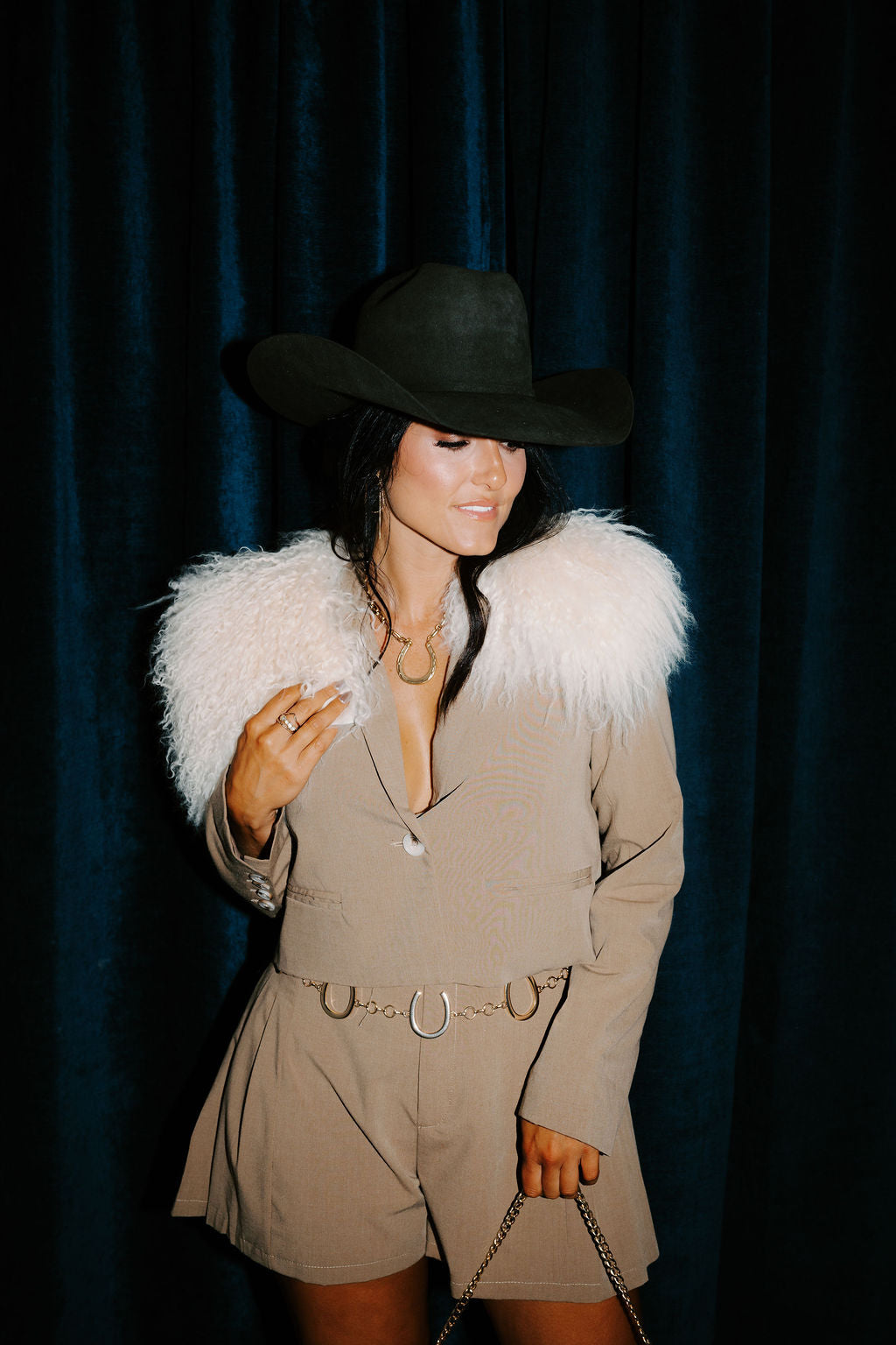 THE LETTY COLLAR-CREAM