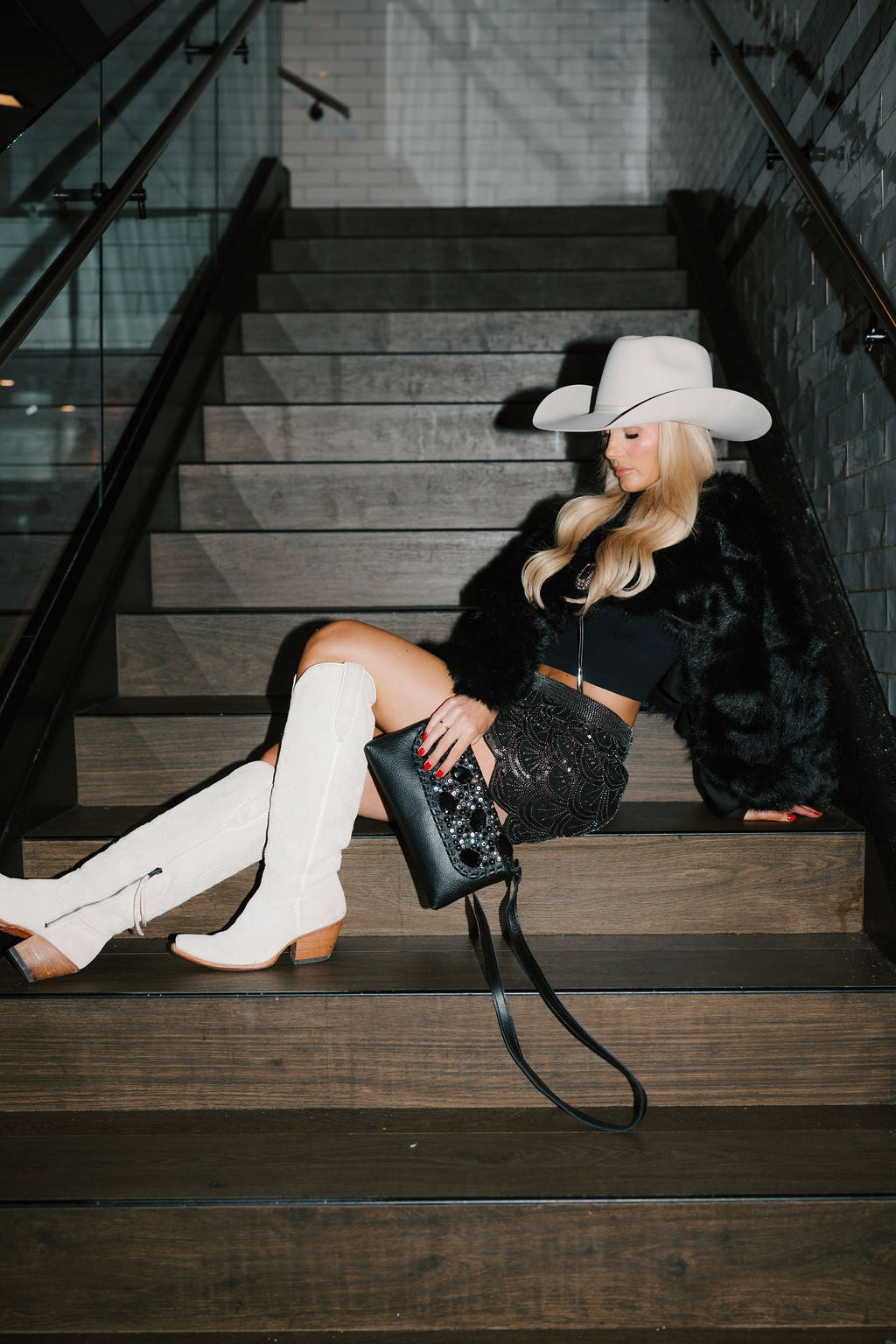 THE DAWSON FUR TOP-BLACK