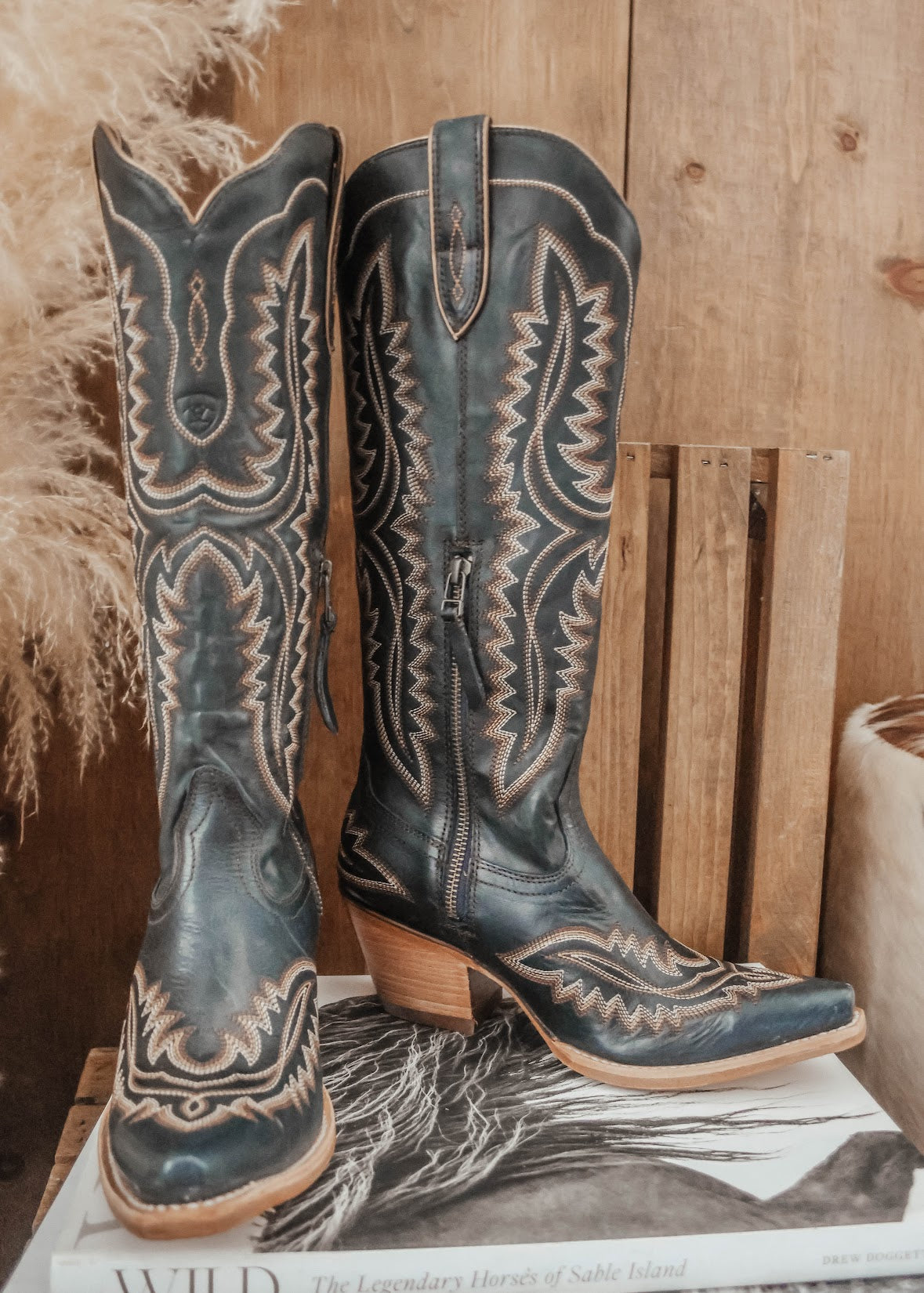 ARIAT CASANOVA BOOT- DEEP NAVY