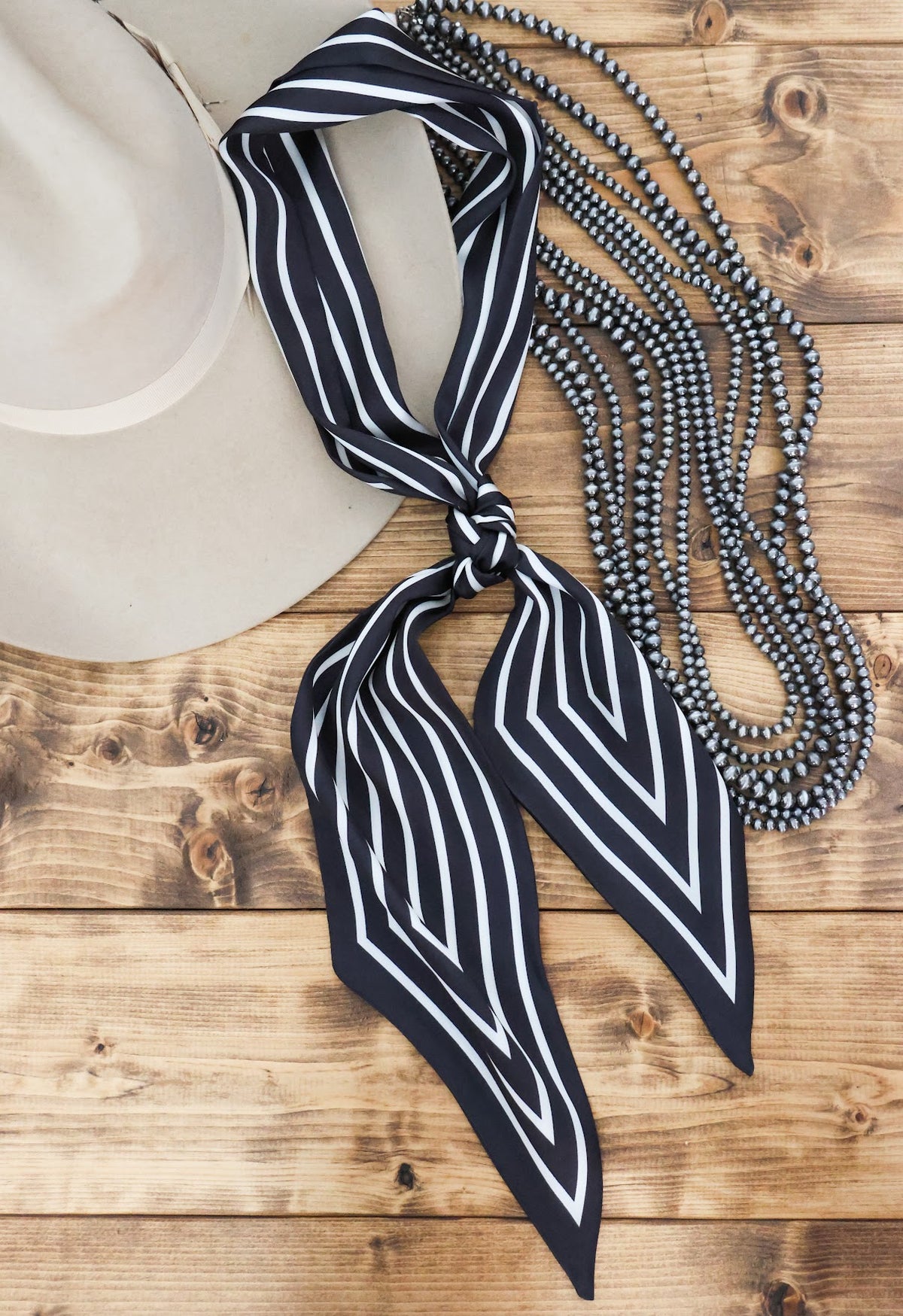 THE PINSTRIPE RIBBON