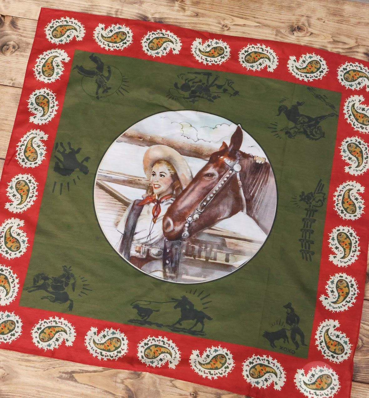 RANCH GIRL SHORTIE BANDANA