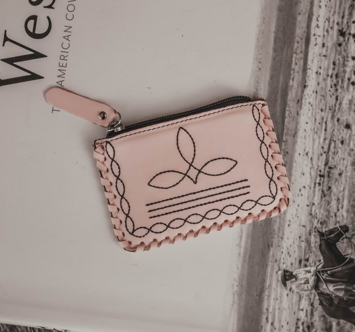 BOOT STITCH COIN POUCH