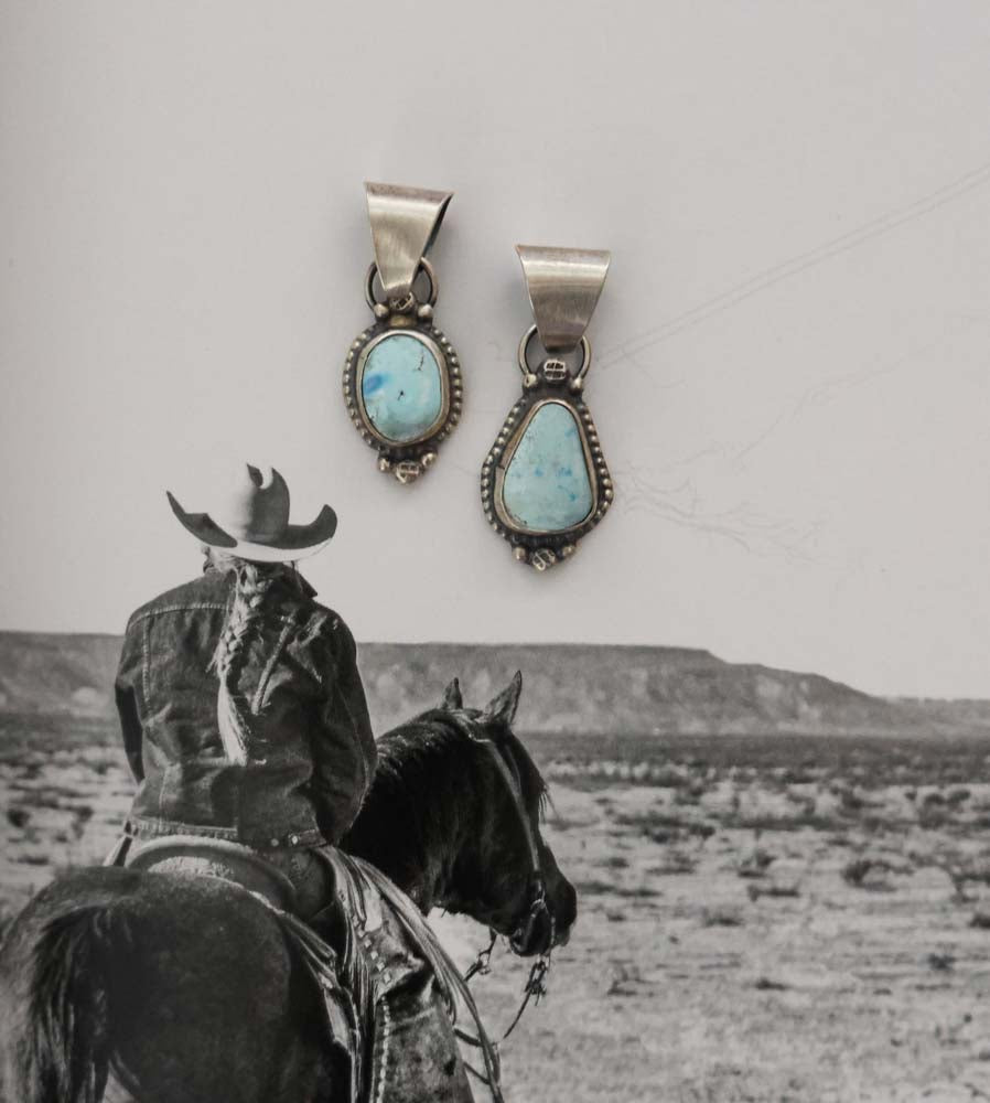 THE SHERIDAN PENDANT