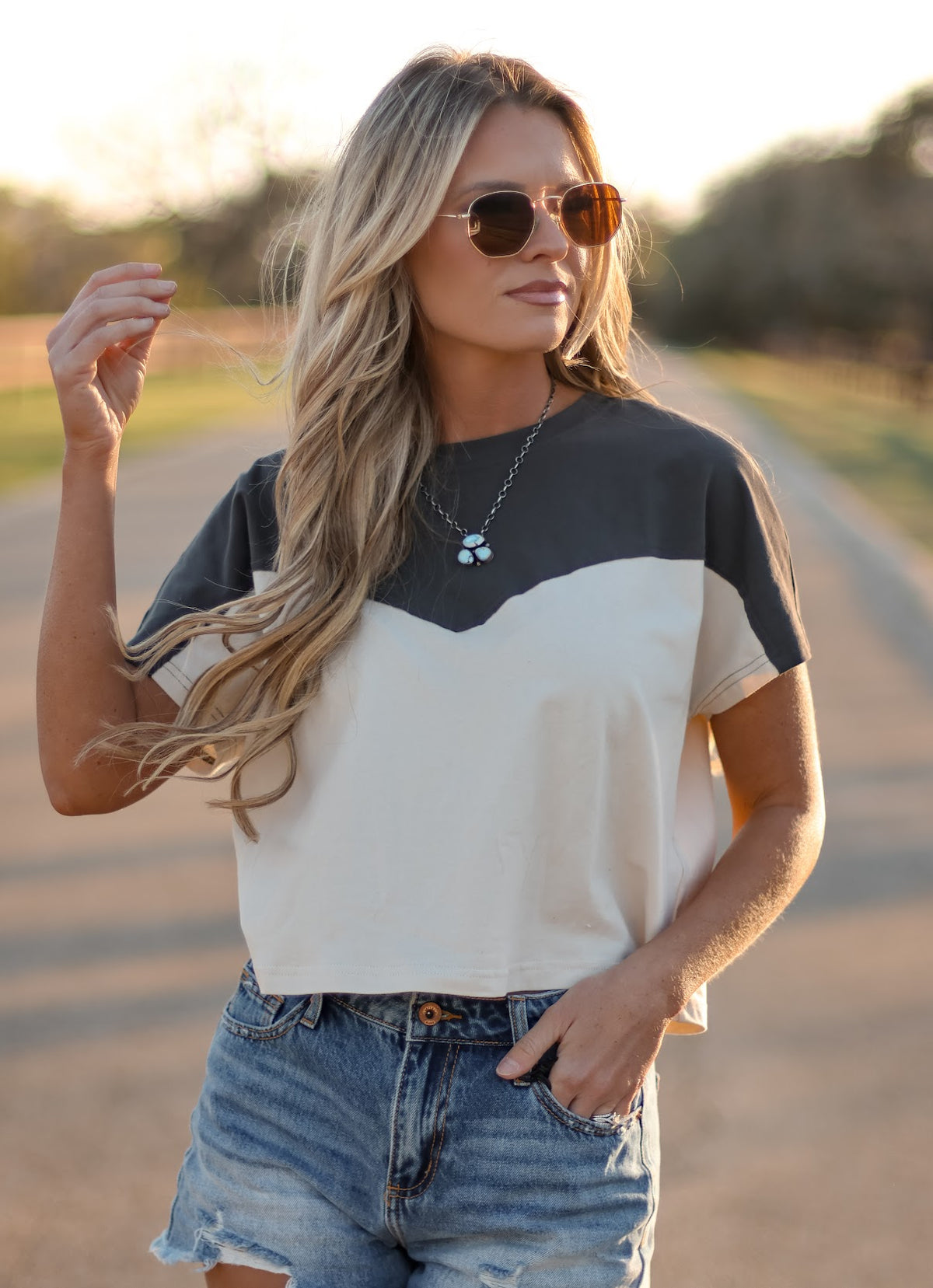 ARIAT LUCKY YOKE TEE
