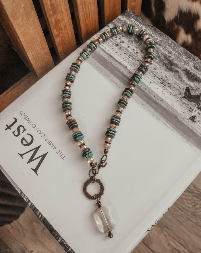 THE IZZY NECKLACE