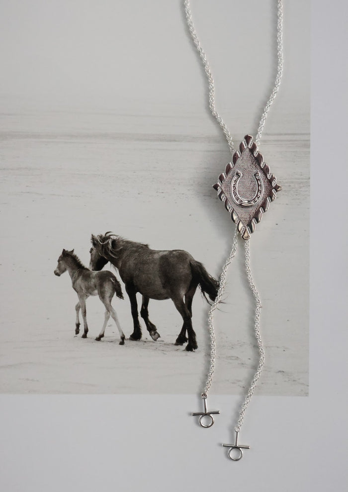 DIAMOND HORSESHOE SILVER BOLO
