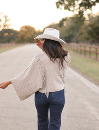 ARIAT HEATHER PONCHO SWEATER