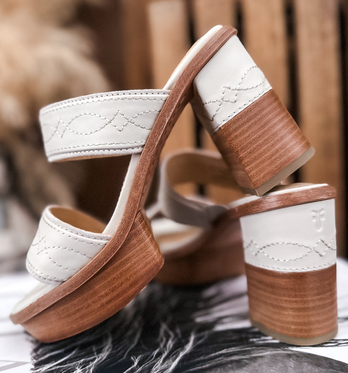 THE PIPA WOODSTOCK PLATFORM SANDAL