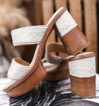 THE PIPA WOODSTOCK PLATFORM SANDAL