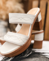 THE PIPA WOODSTOCK PLATFORM SANDAL