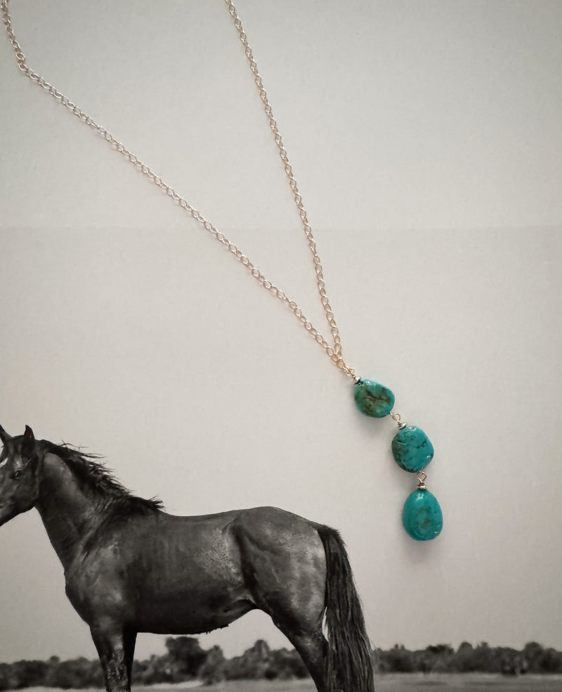 THE CHAMBRAY NECKLACE