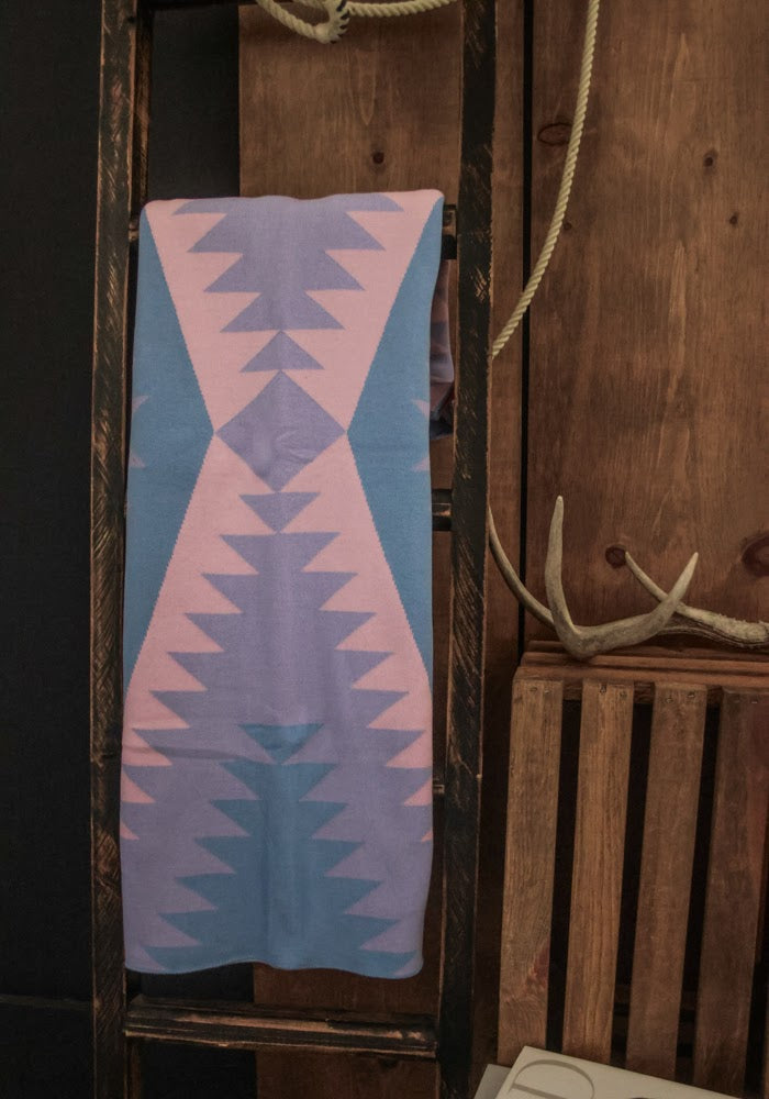 THE COTTON CANDY BLANKET