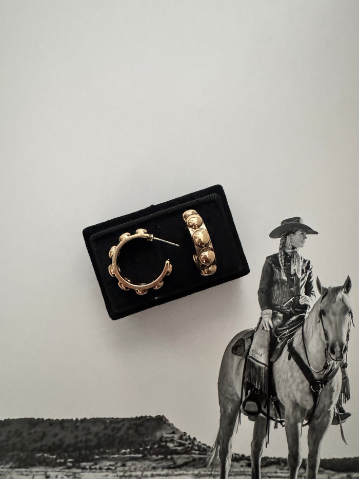 THE HONEY HOOP EARRINGS