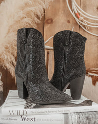 THE SHANIA DINGO BOOTIE-BLACK