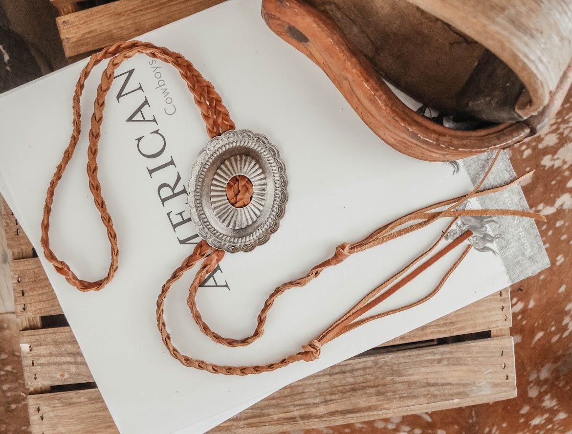 DOUBLE J SADDLERY VESTIGE NECKLACE - BRANDY