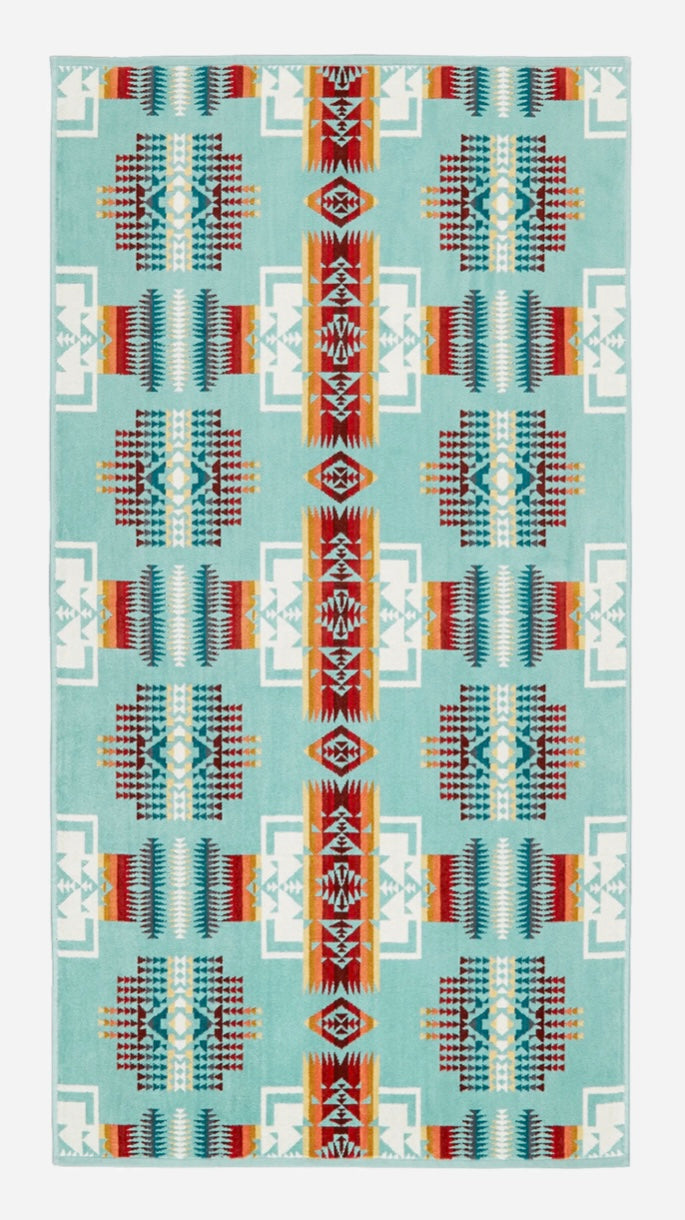 PENDLETON OVERSIZED JACQUARD SPA TOWEL