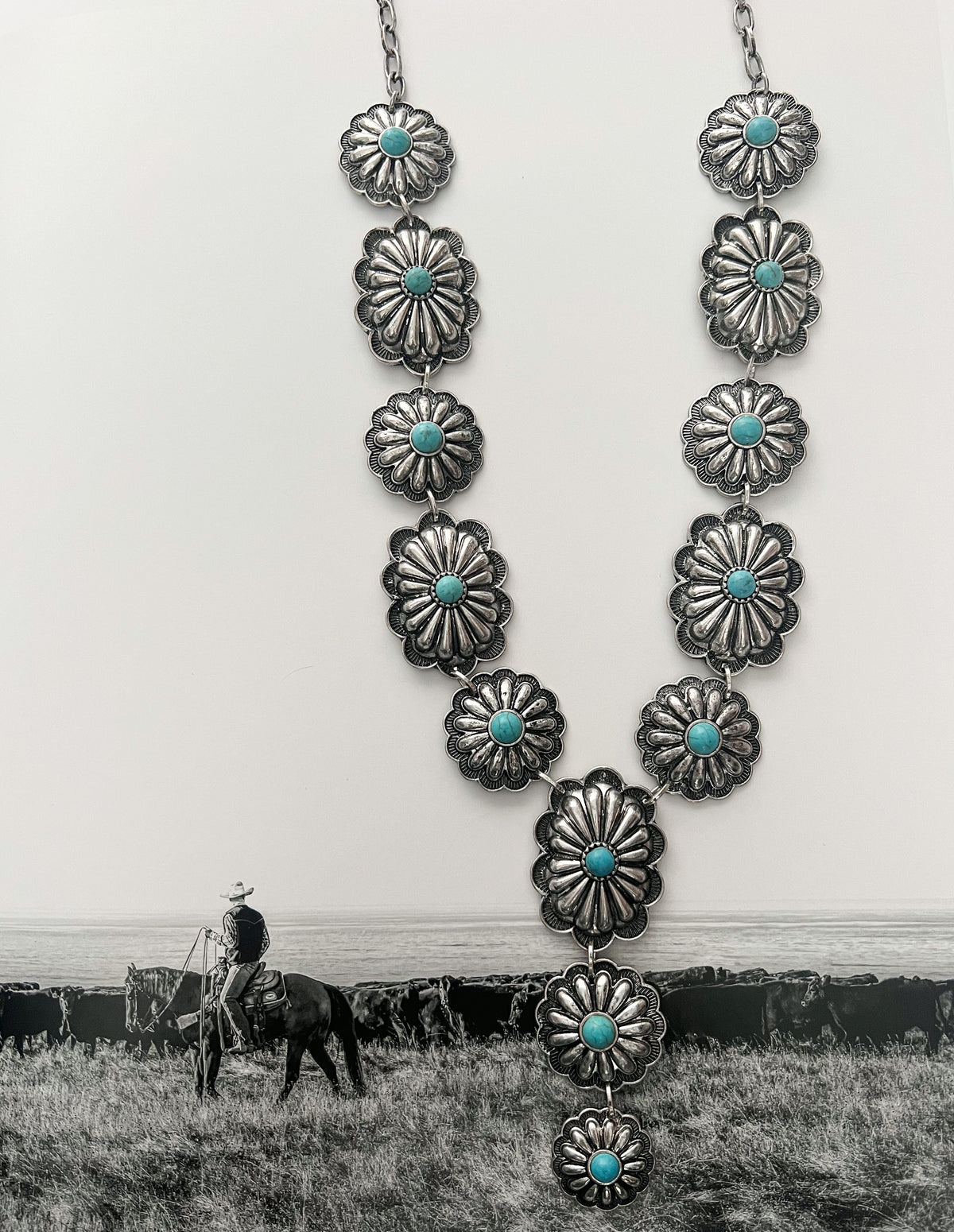 WESTERN CONCHO NECKLACE SET