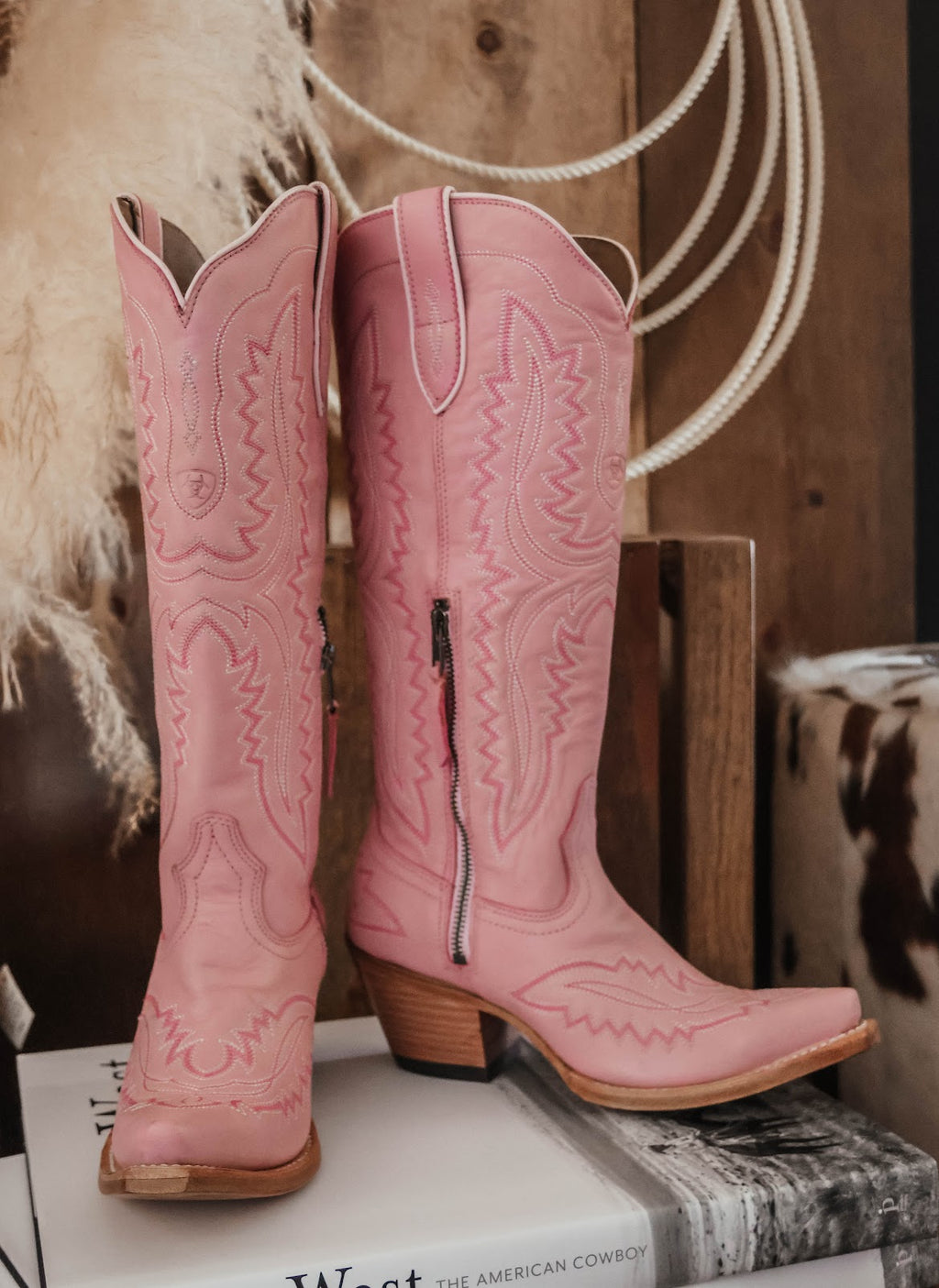 ARIAT PINK CASANOVA BOOT