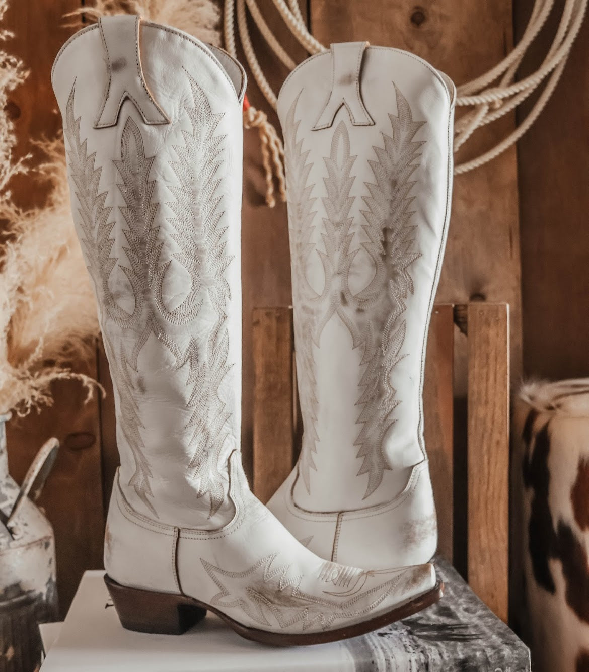 OLD GRINGO MAYRA BOOTS-WHITE – 7 Bar Boutique